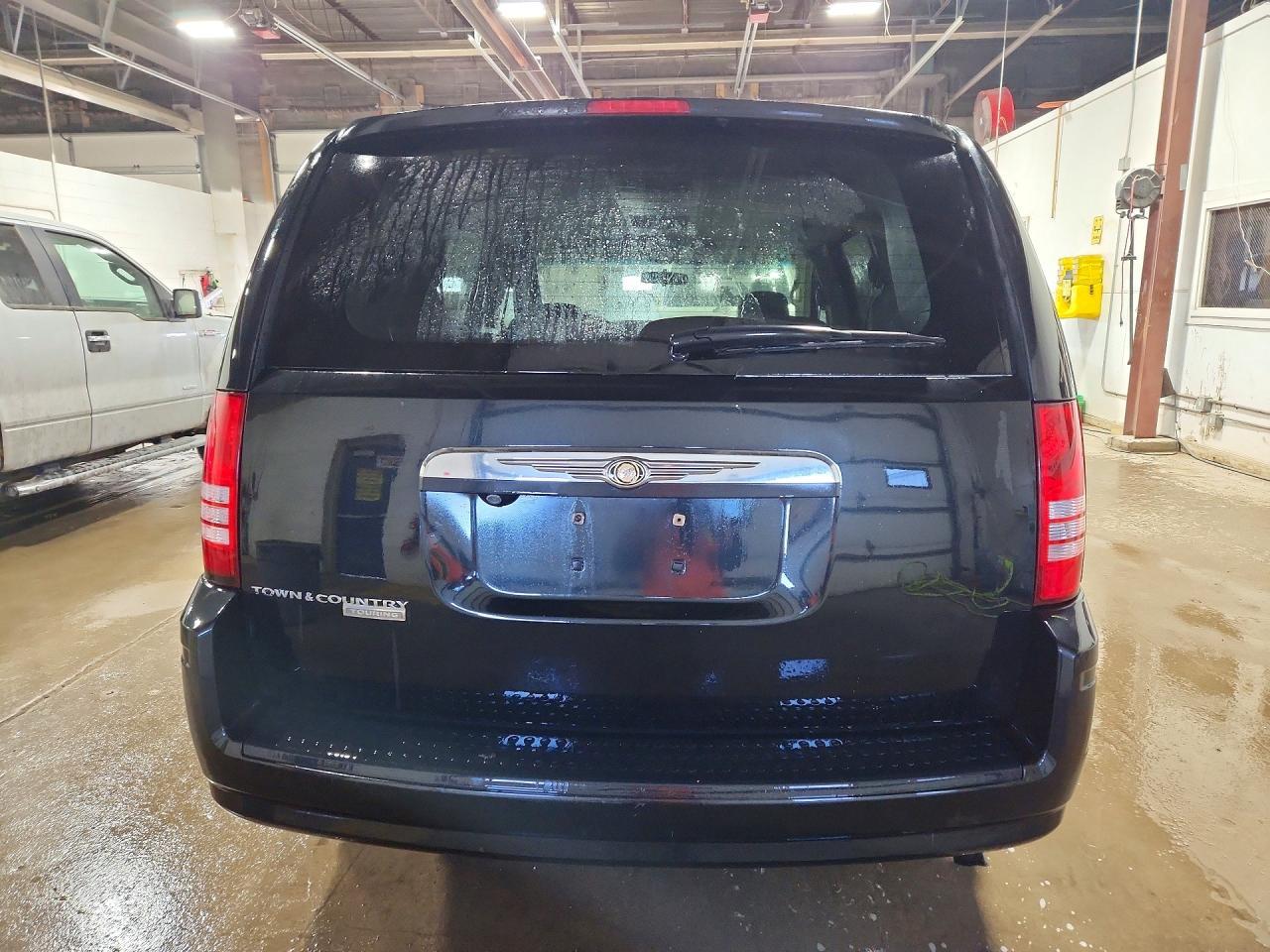 2008 Chrysler Town & Country Touring