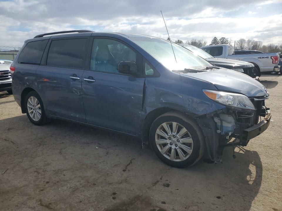 2014 Toyota Sienna xle
