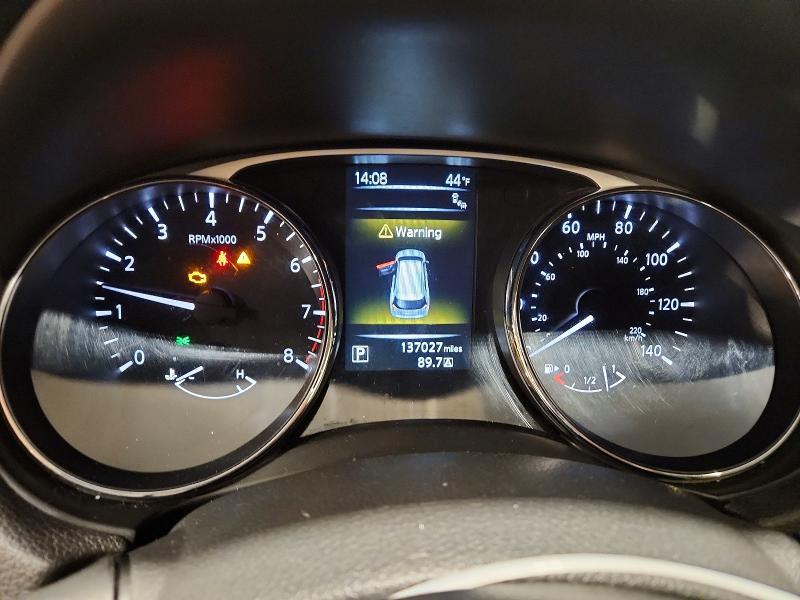 2016 Nissan Rogue sv