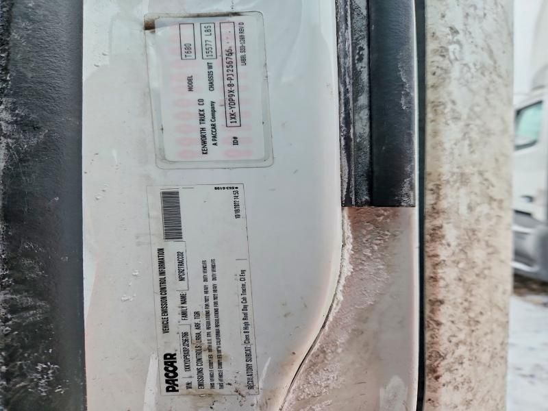 2023 Kenworth T680 Semi Truck