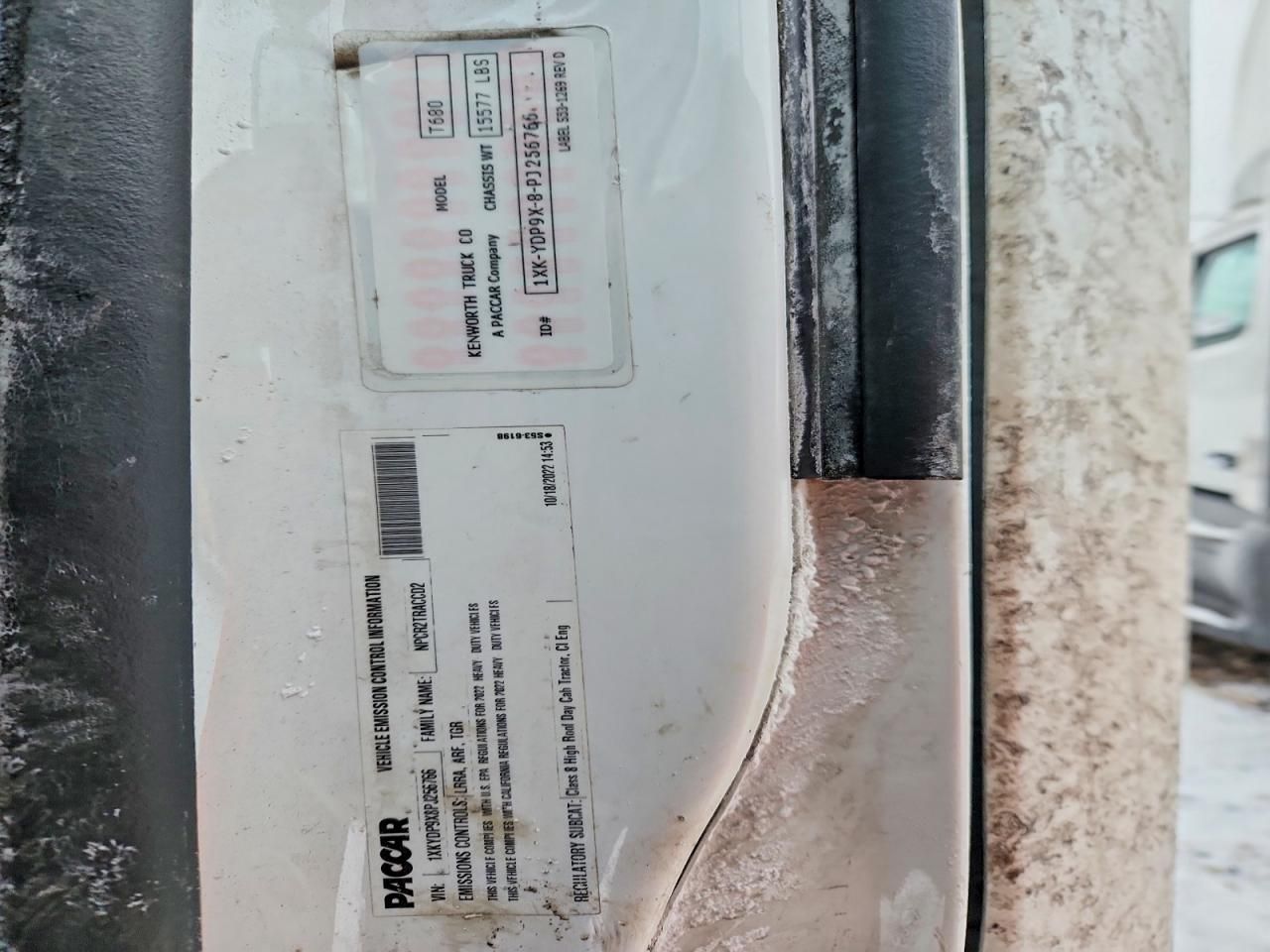 2023 Kenworth T680 Semi Truck