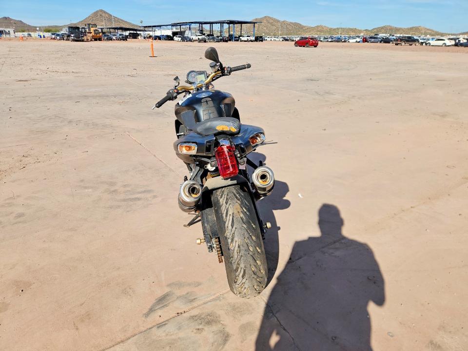 2010 Aprilia Tuono 1000