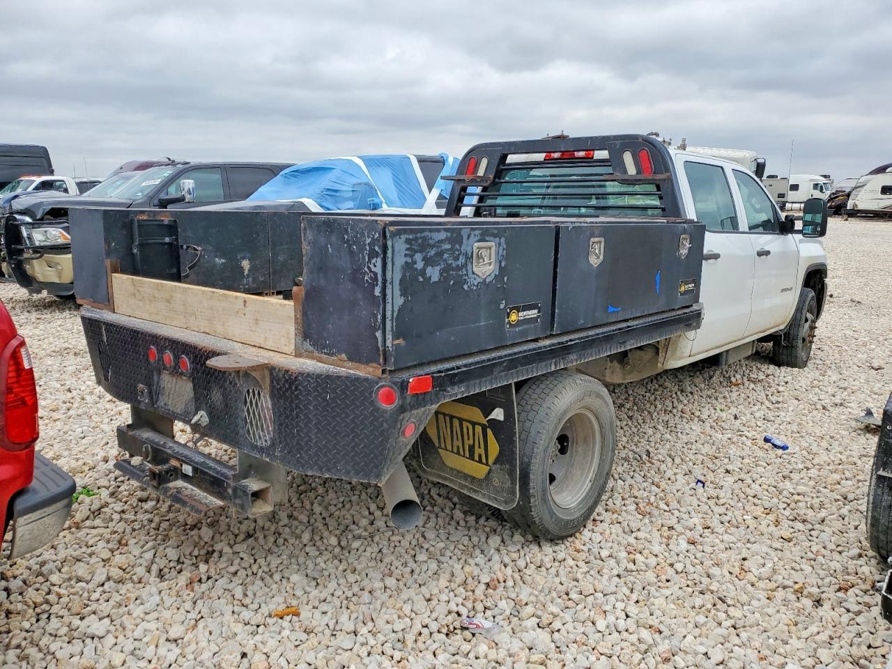 2015 GMC Sierra Flatbed Truck
