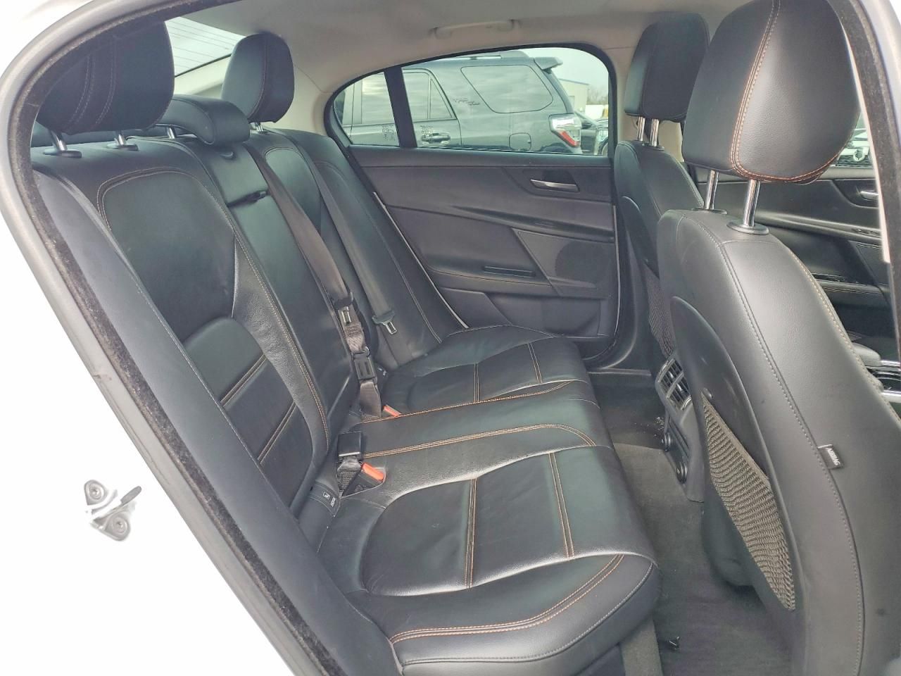 2017 Jaguar Xe Prestige