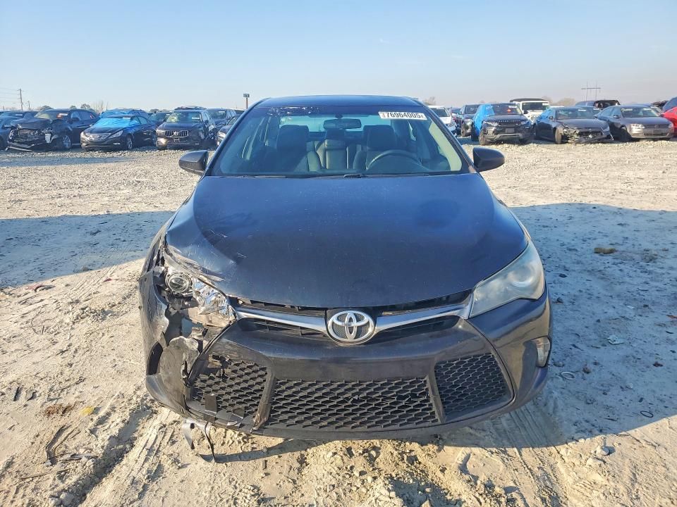 2015 Toyota Camry le