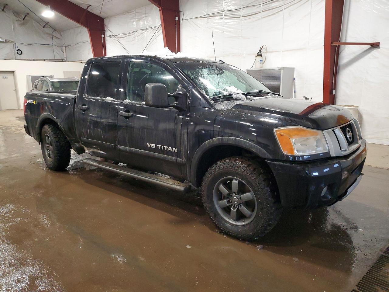 2015 Nissan Titan S