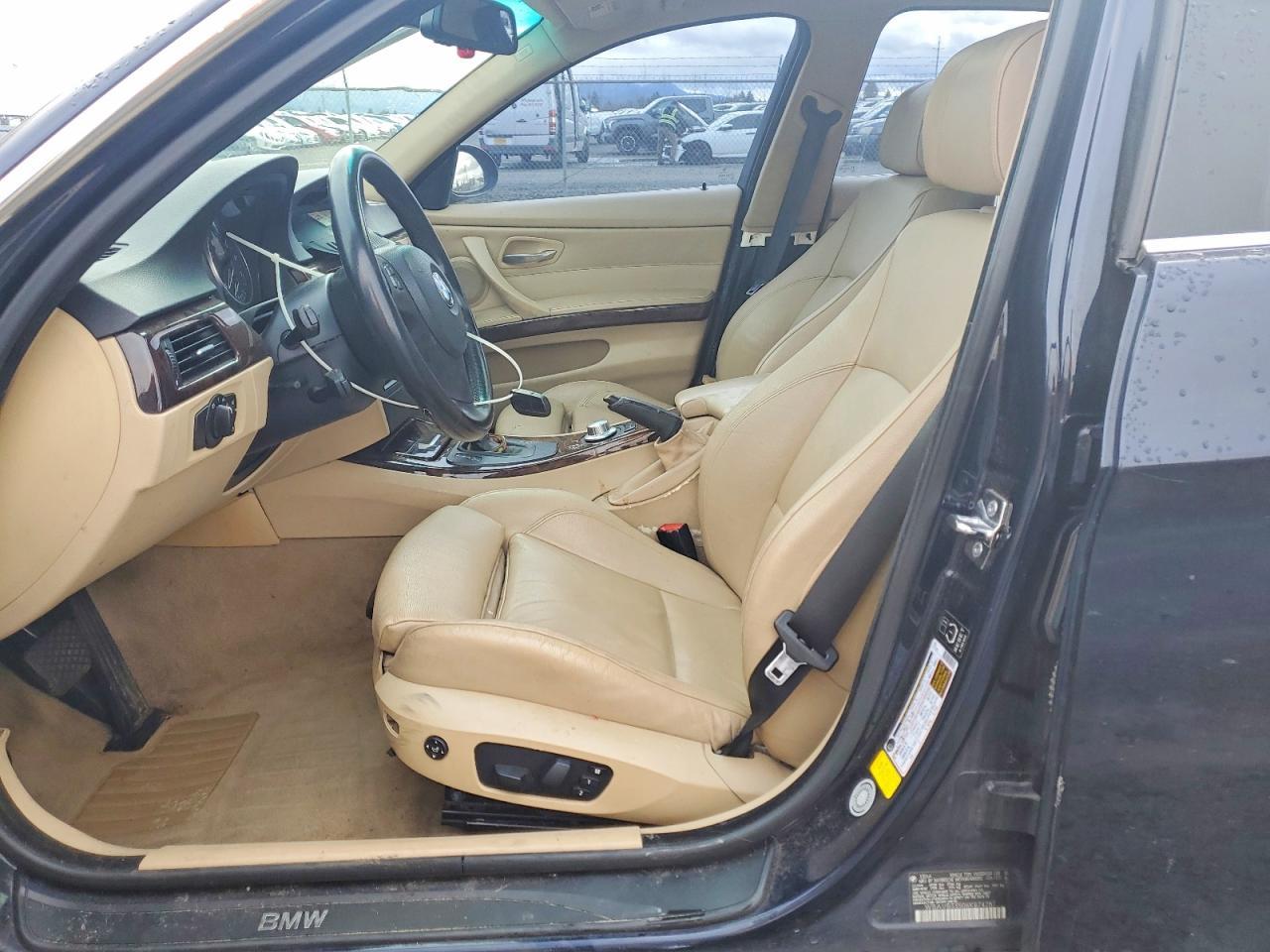 2006 BMW 330 i