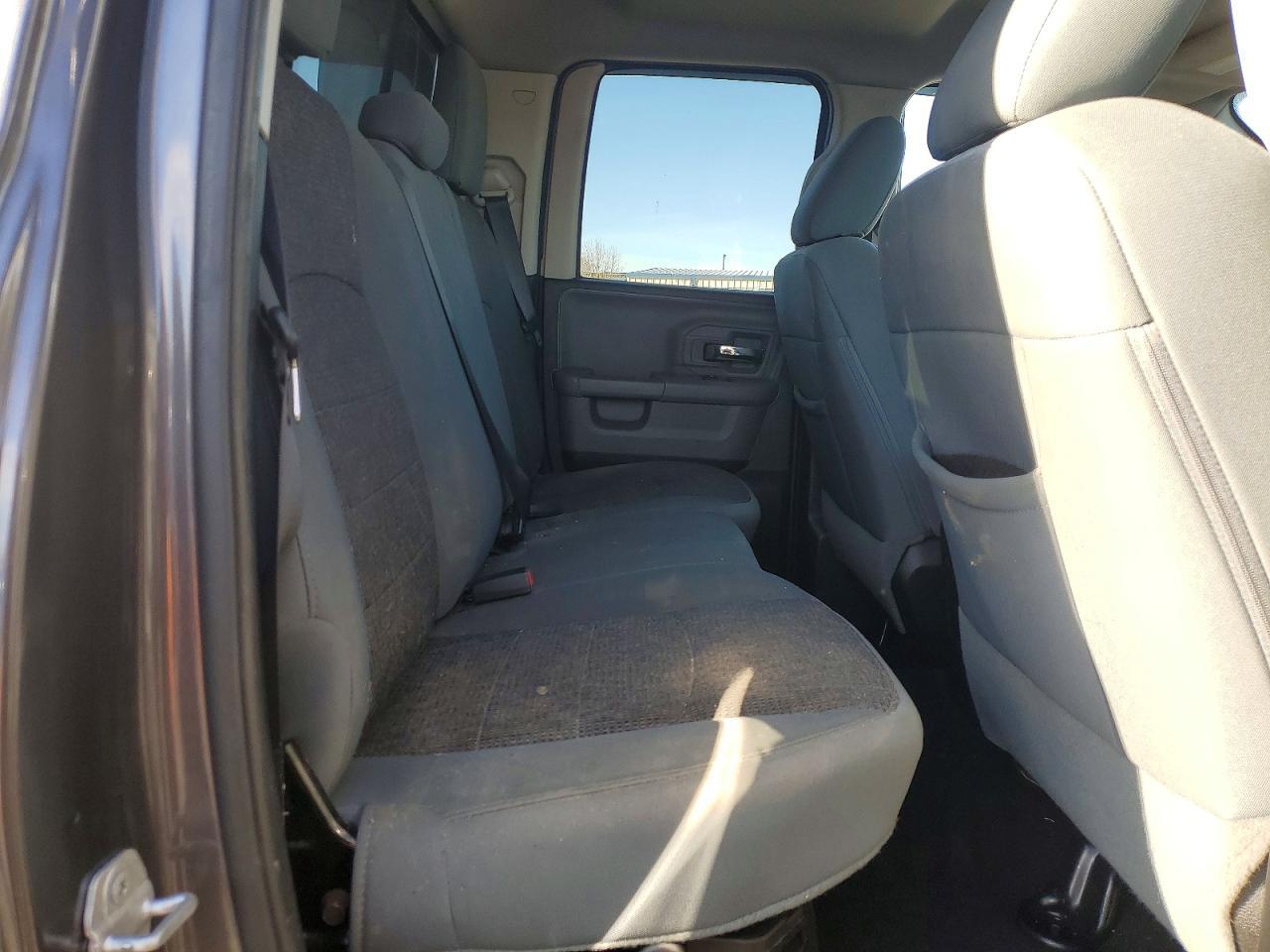 2015 Dodge RAM 1500 SLT