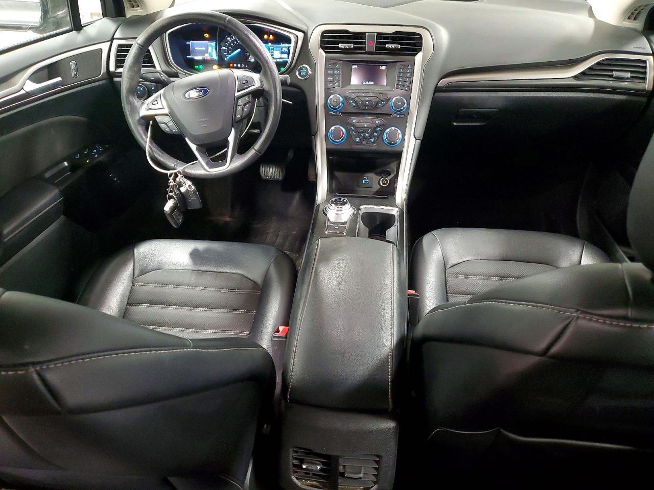 2017 Ford Fusion se Hybrid