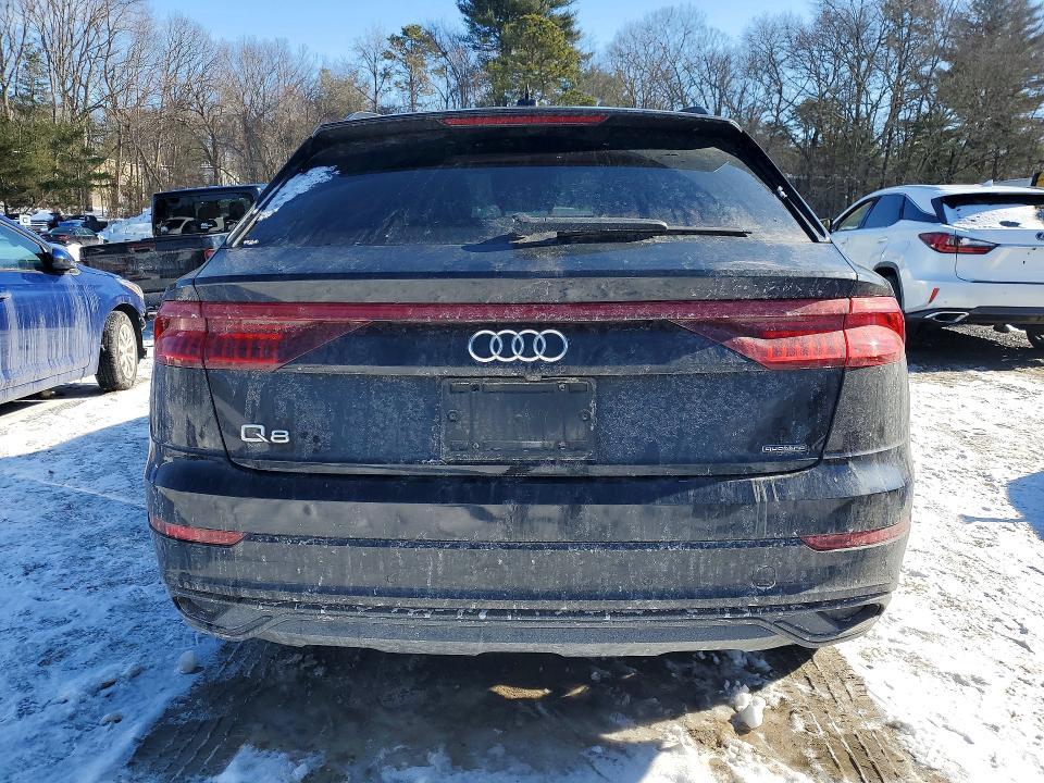 2021 Audi Q8 Premium