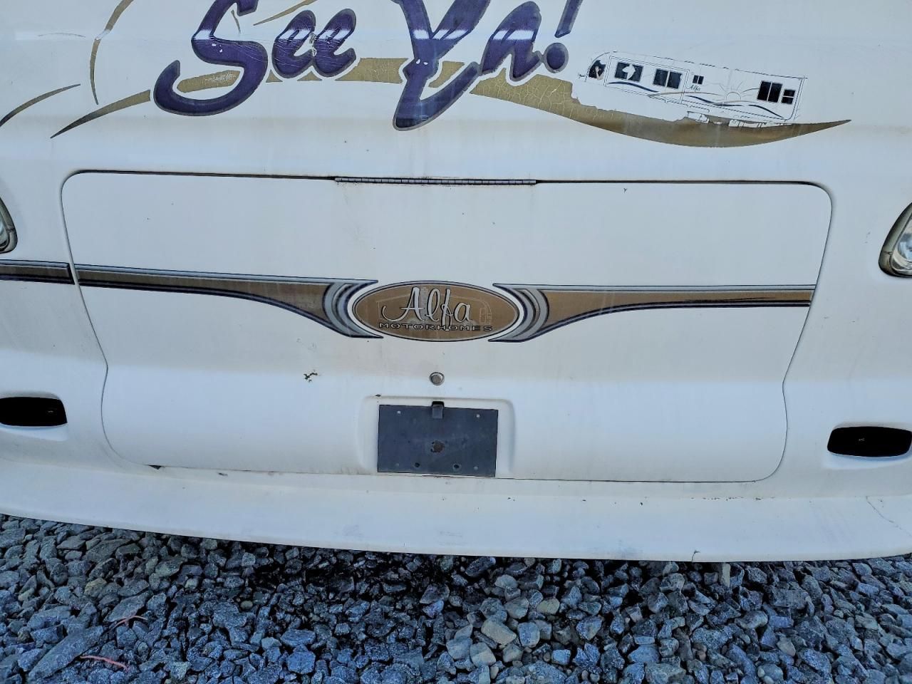 2004 Freightliner Chassis XC RV