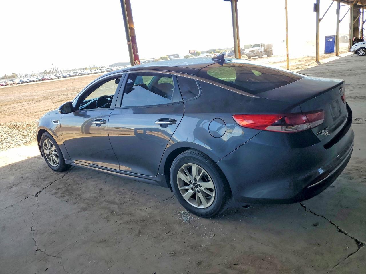 2017 KIA Optima lx