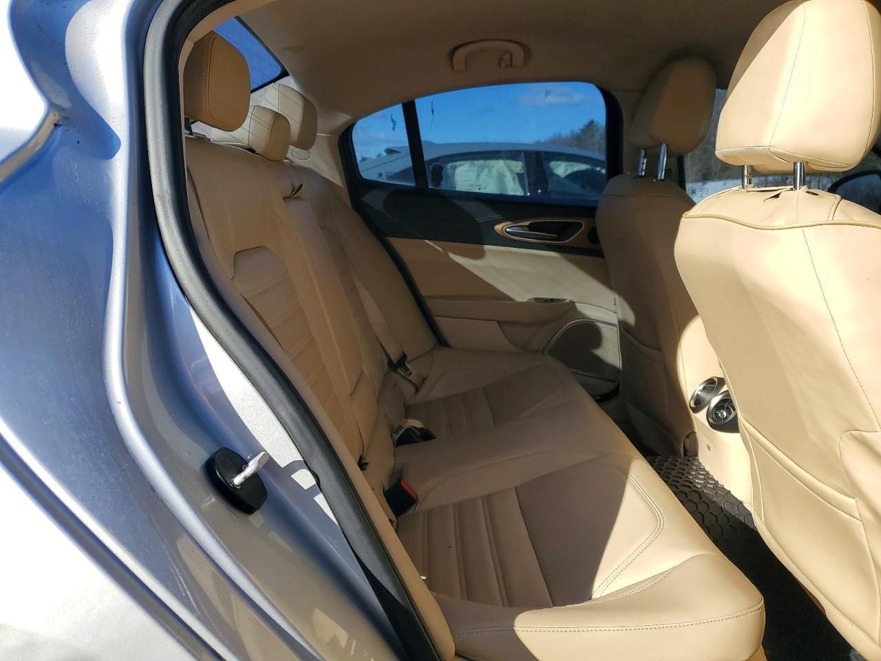 2017 Alfa Romeo Giulia ti