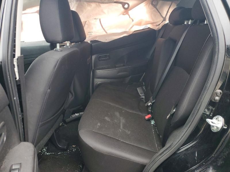 2015 Mitsubishi Outlander Sport es