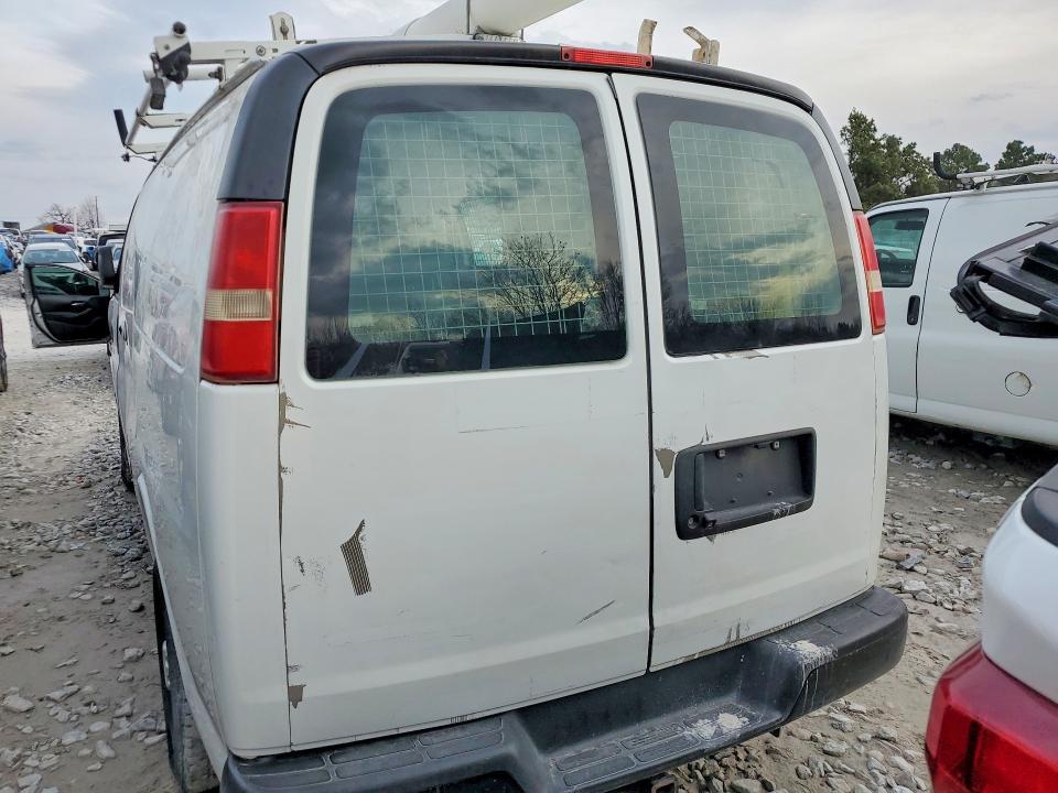 2013 Chev Express G2500