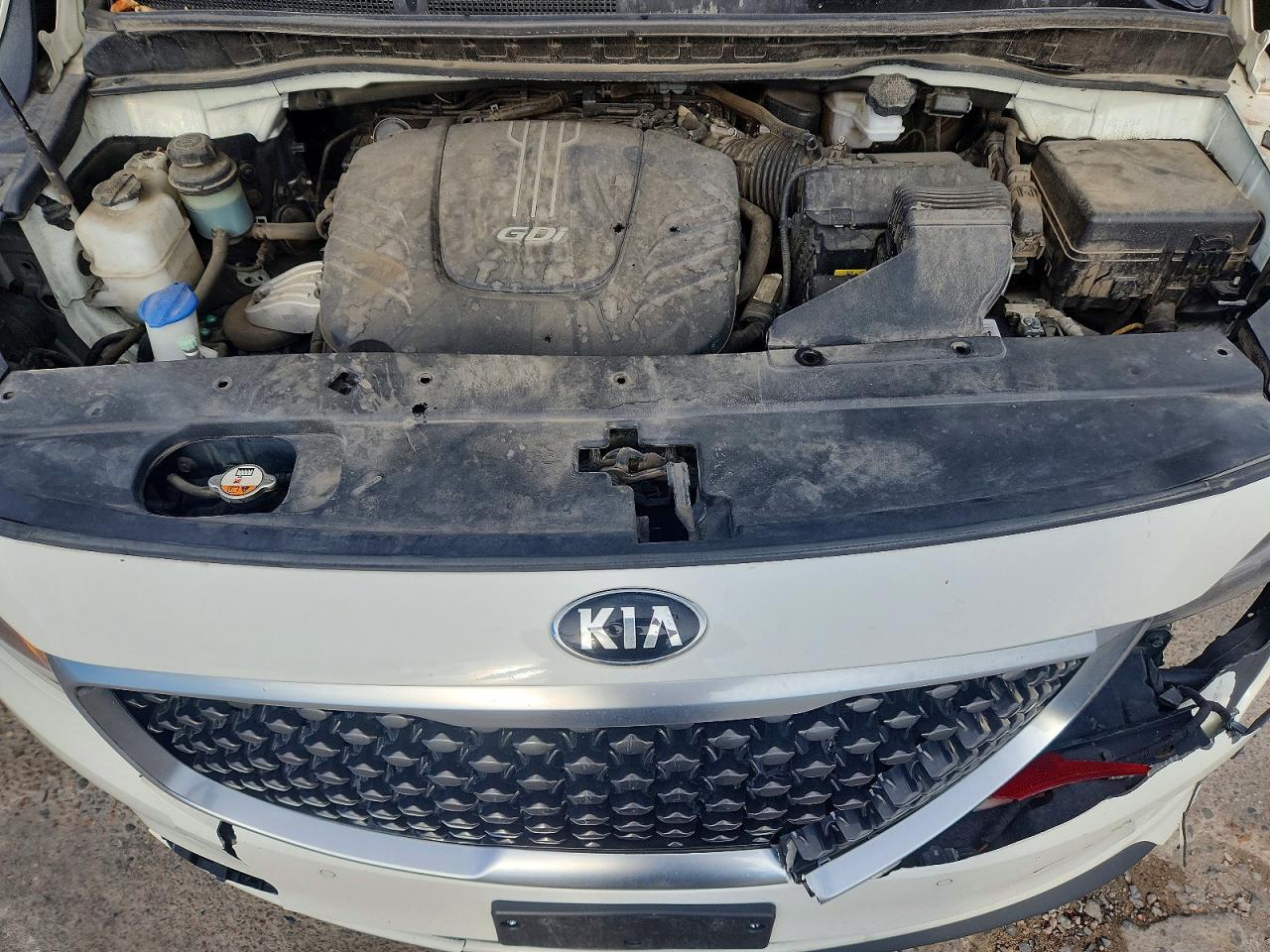 2017 KIA Sedona lx