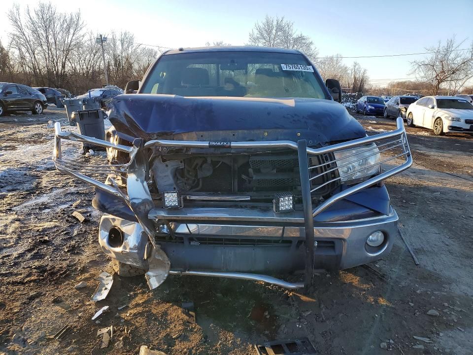 2011 Toyota Tundra Double cab SR5