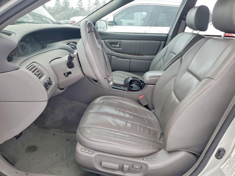 2000 Toyota Avalon xl