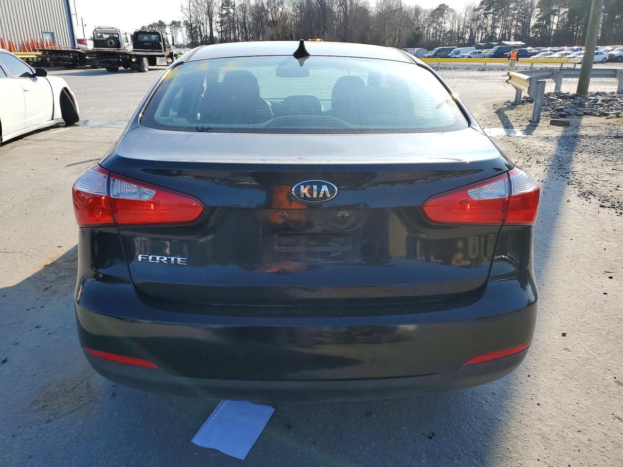 2016 KIA Forte lx