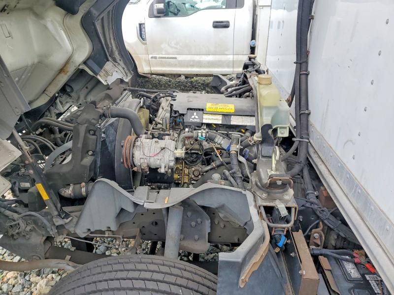 2017 Mitsuifuso 2017 Mitsubishi Fuso FEC72S Refrigerated BOX Truck