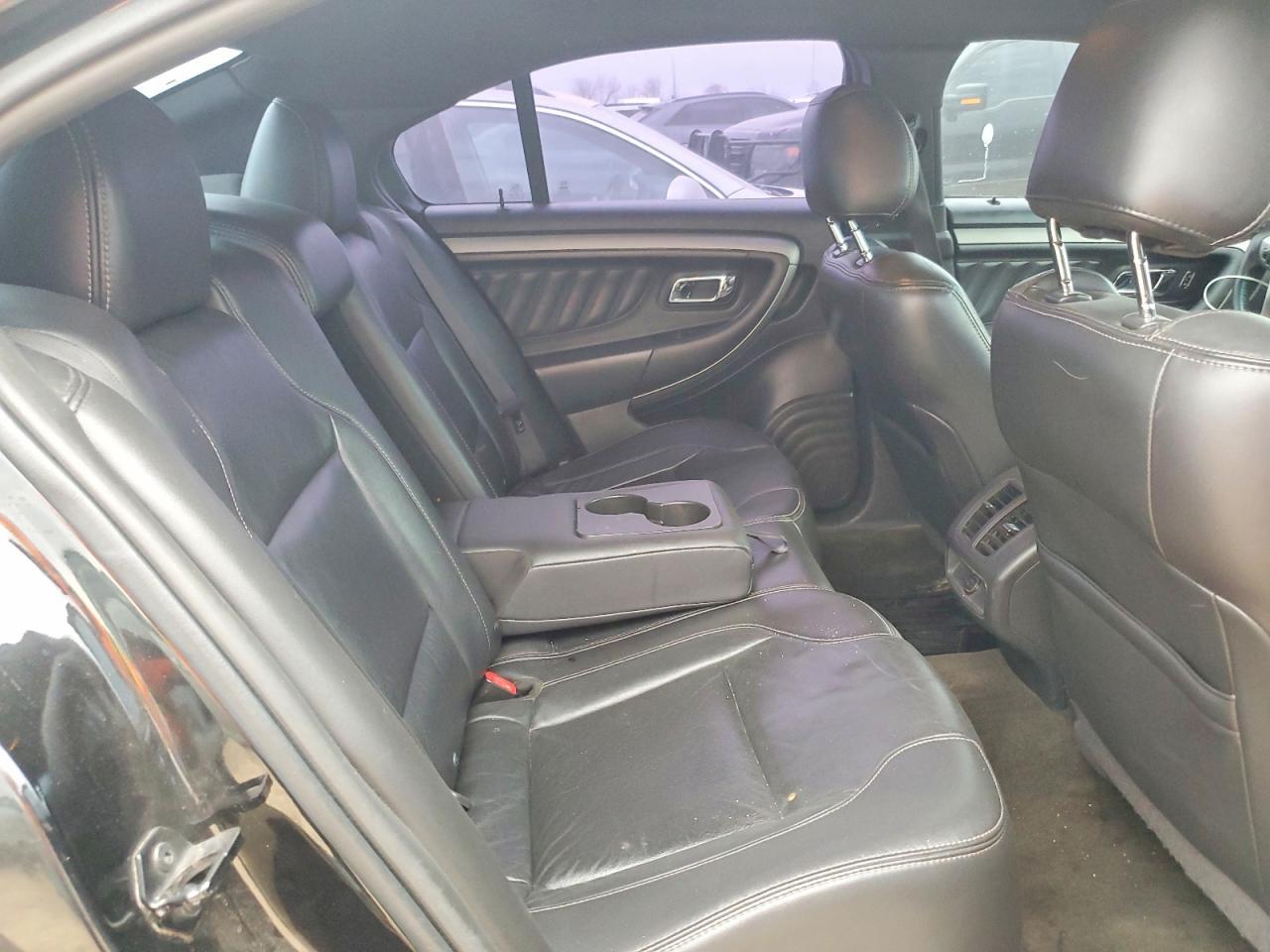 2014 Ford Taurus sel