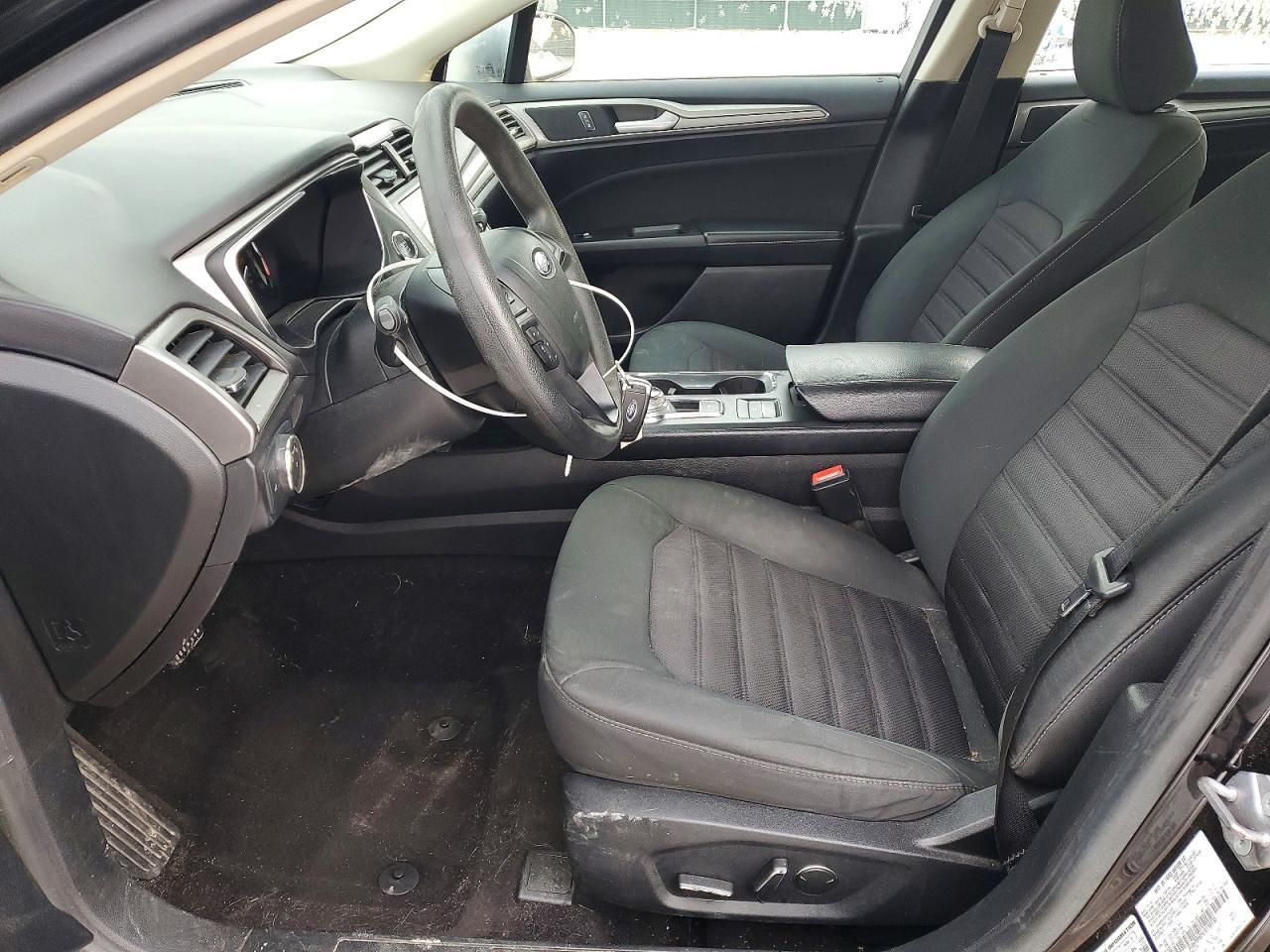 2020 Ford Fusion se