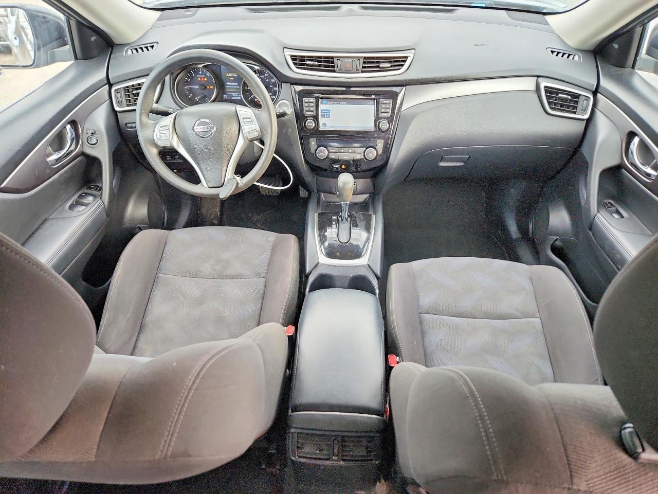 2016 Nissan Rogue sv