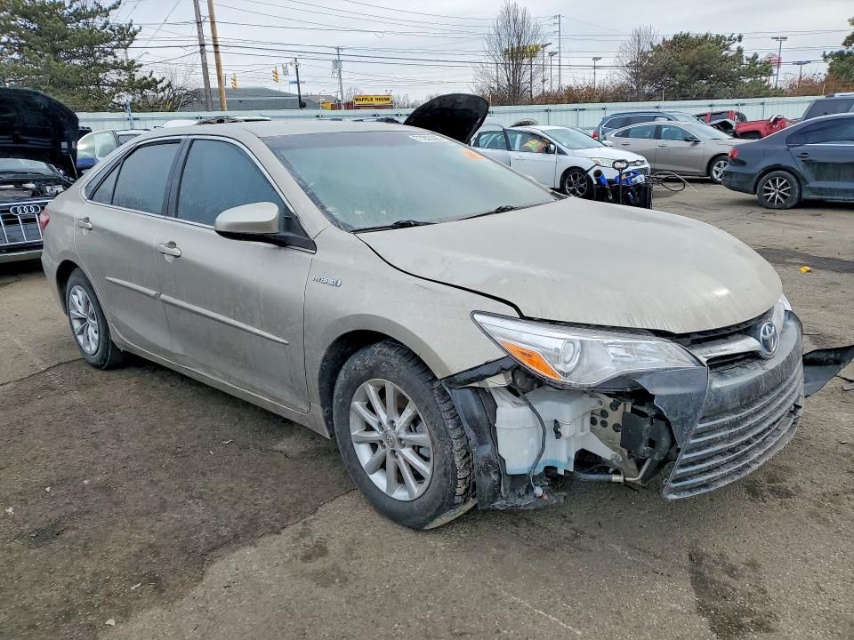 2015 Toyota Camry Hybrid