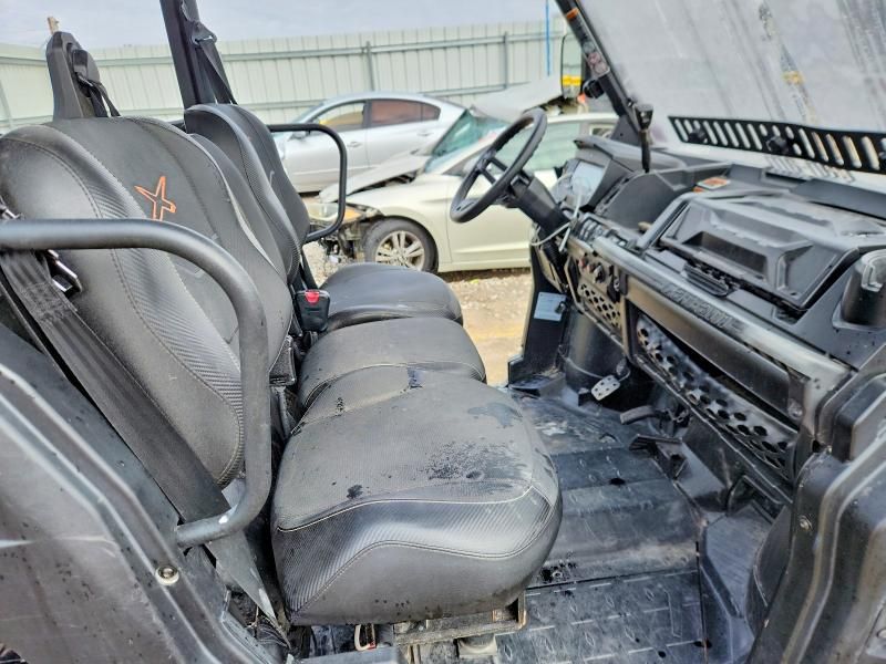 2021 Can-Am 2021 can Defender-utility Vehicle