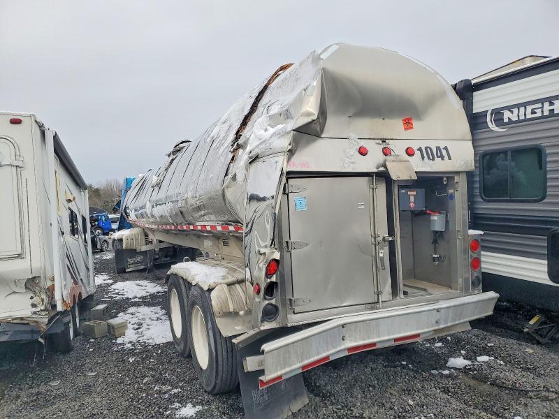2018 Freightliner Columbia