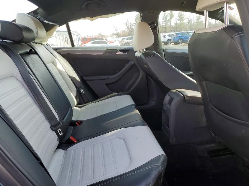 2016 Volkswagen Jetta Sport