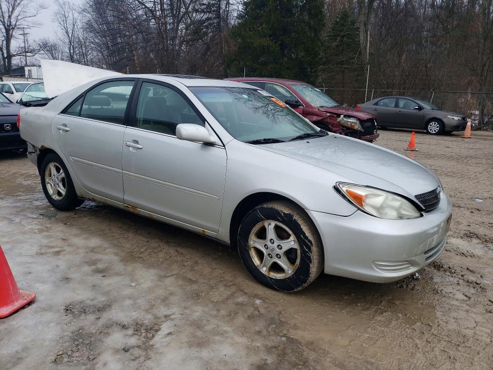 2002 Toyota Camry le