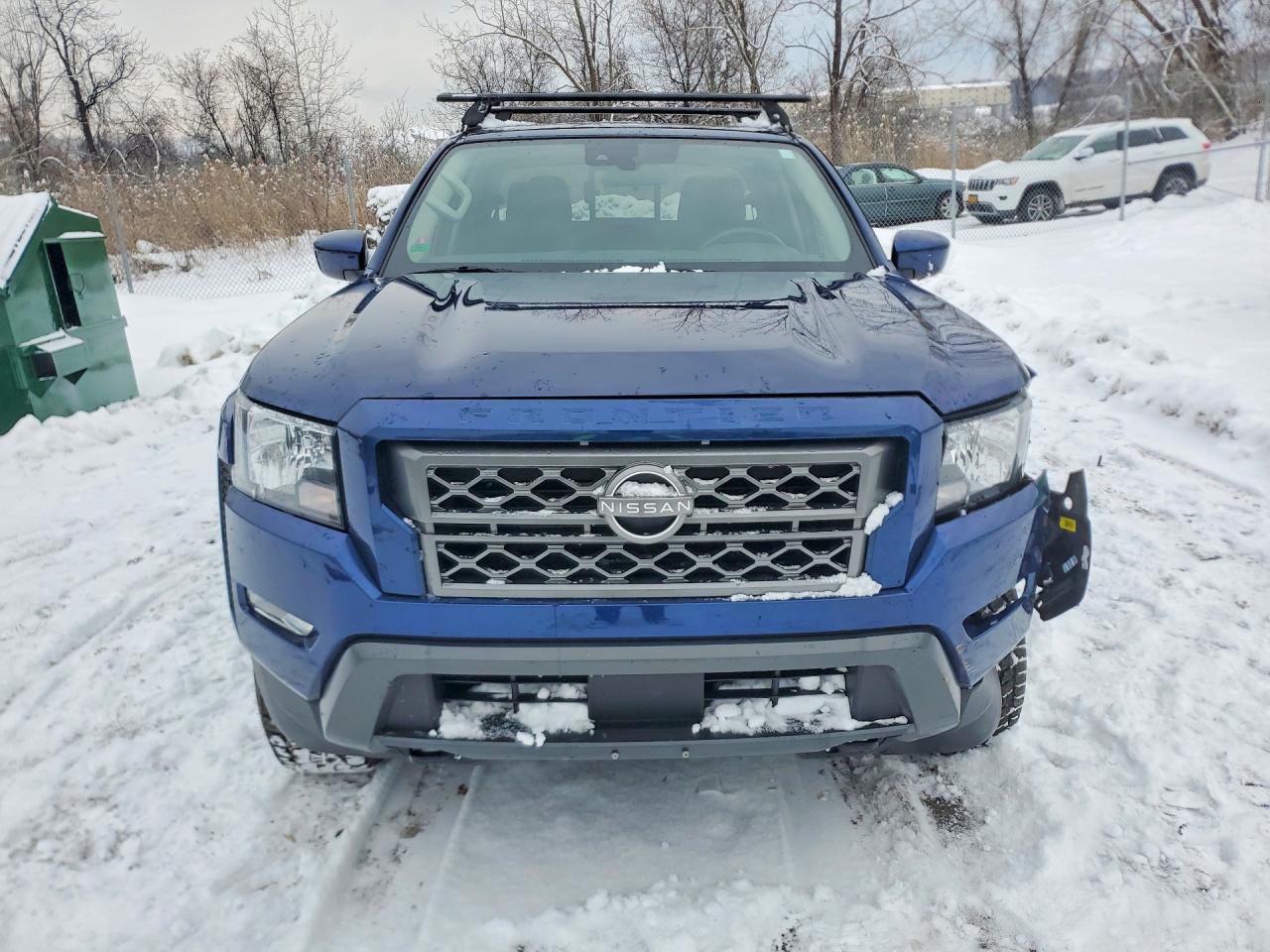 2023 Nissan Frontier SV