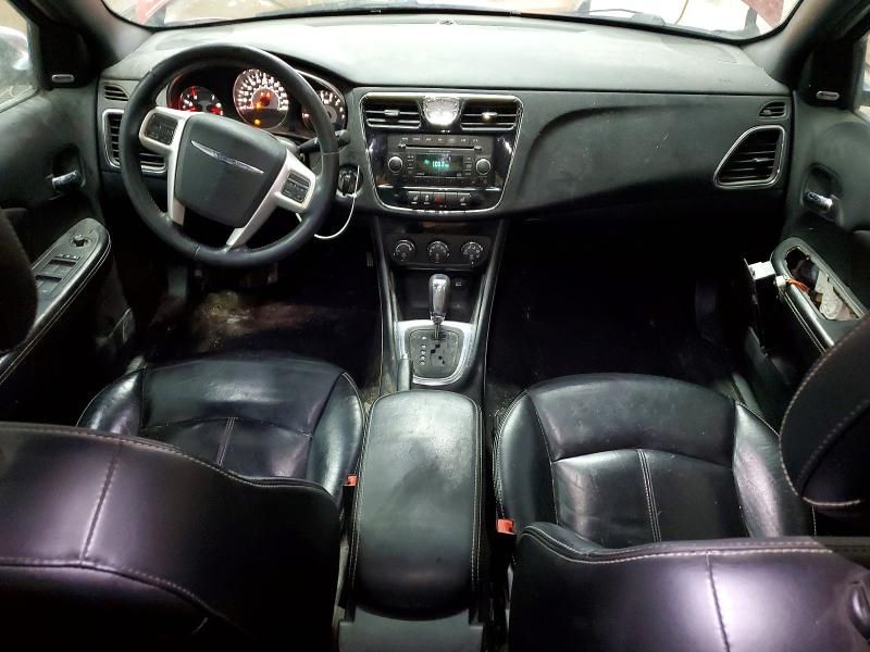 2014 Chrysler 200 Limited