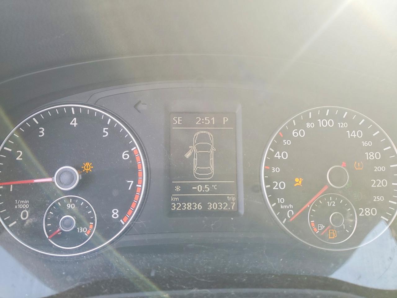 2013 Volkswagen Passat se