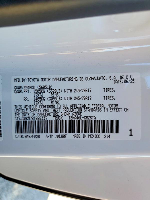 2025 Toyota Tacoma sr