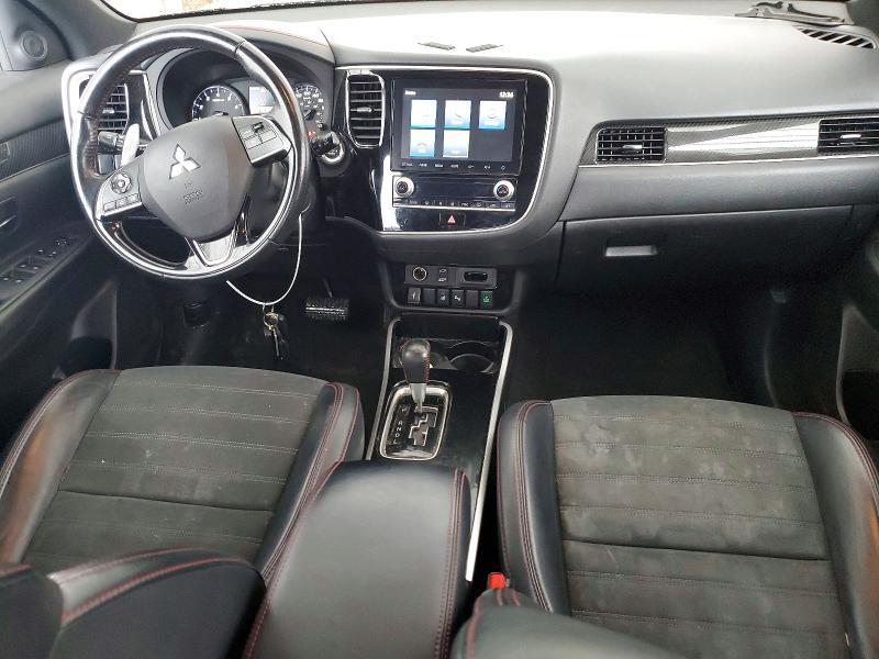 2020 Mitsubishi Outlander se