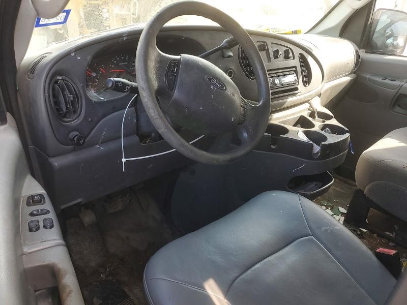 2008 Ford E250 Utility / Service van