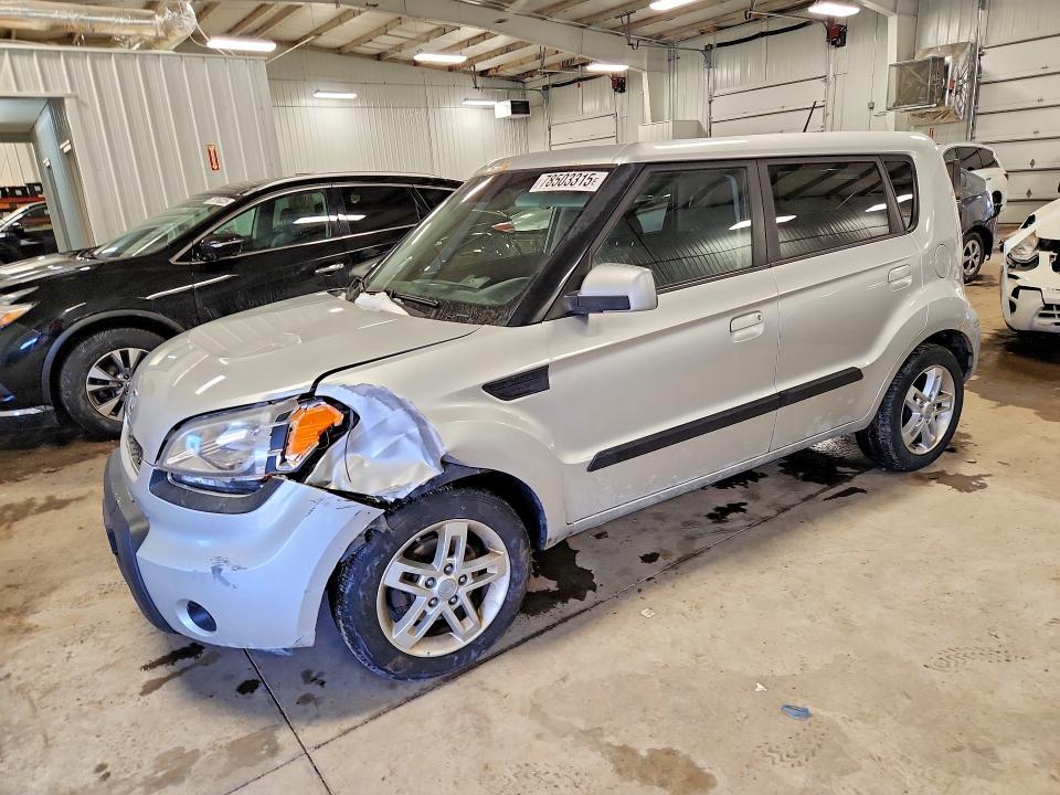 2010 KIA Soul +