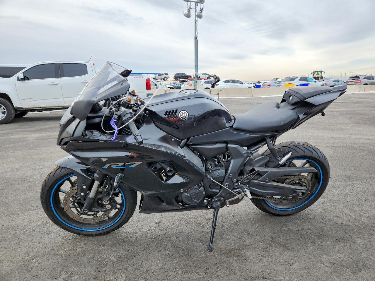 2022 Yamaha YZFR7