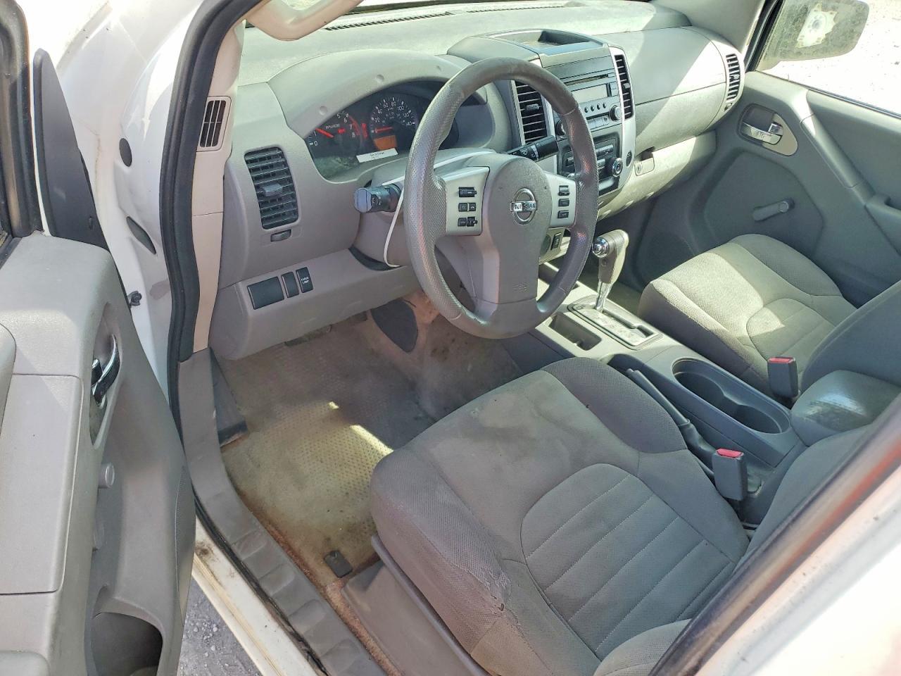 2016 Nissan Frontier S