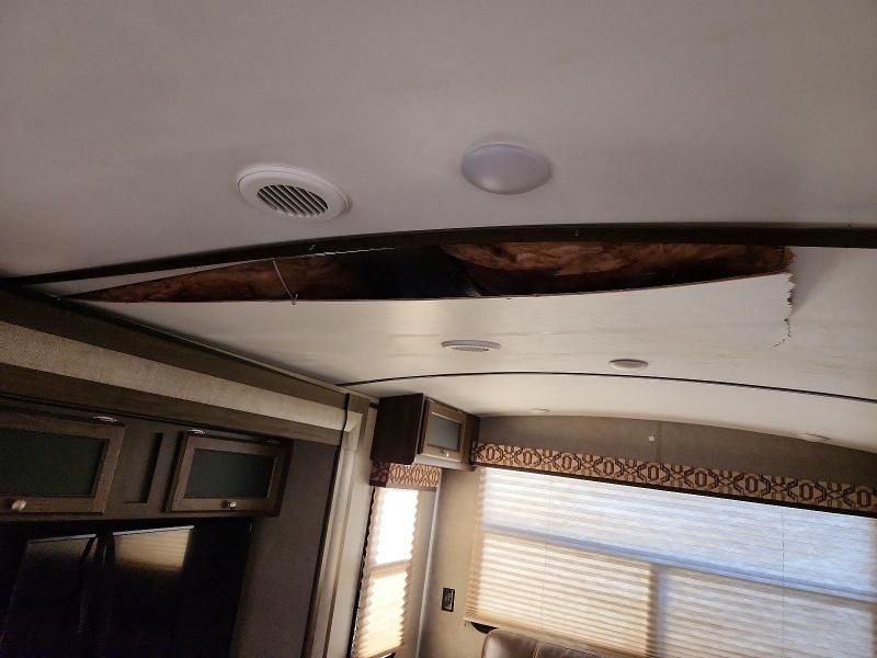 2018 Keystone Premier Camper