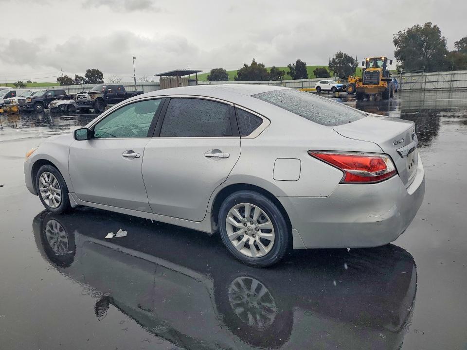 2014 Niss Altima 2.5 s