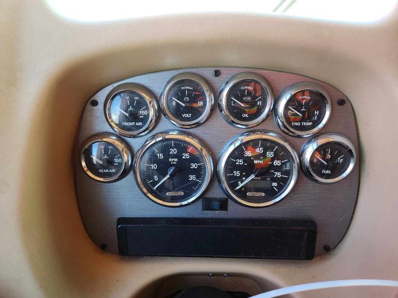2006 Freigliner Chassis X Line Motor Home