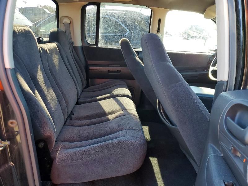 2003 Dodge Dakota Quad Sport