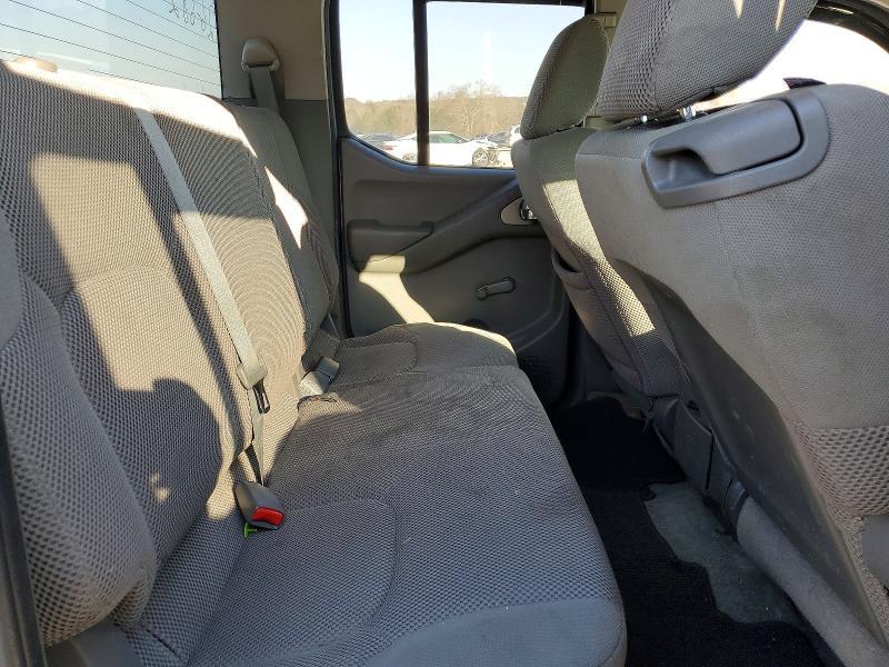 2014 Nissan Frontier s