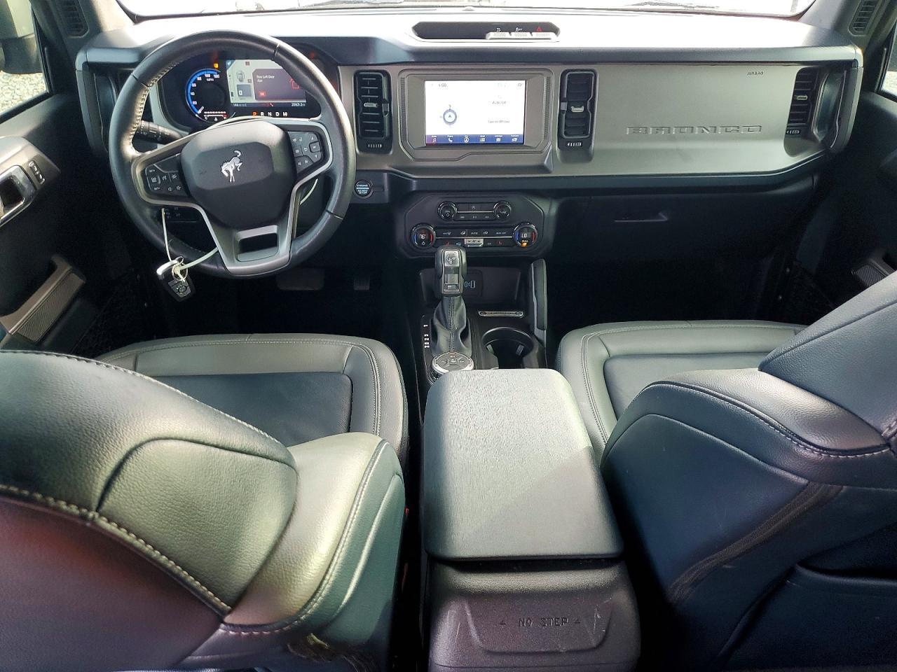2023 Ford Bronco Base