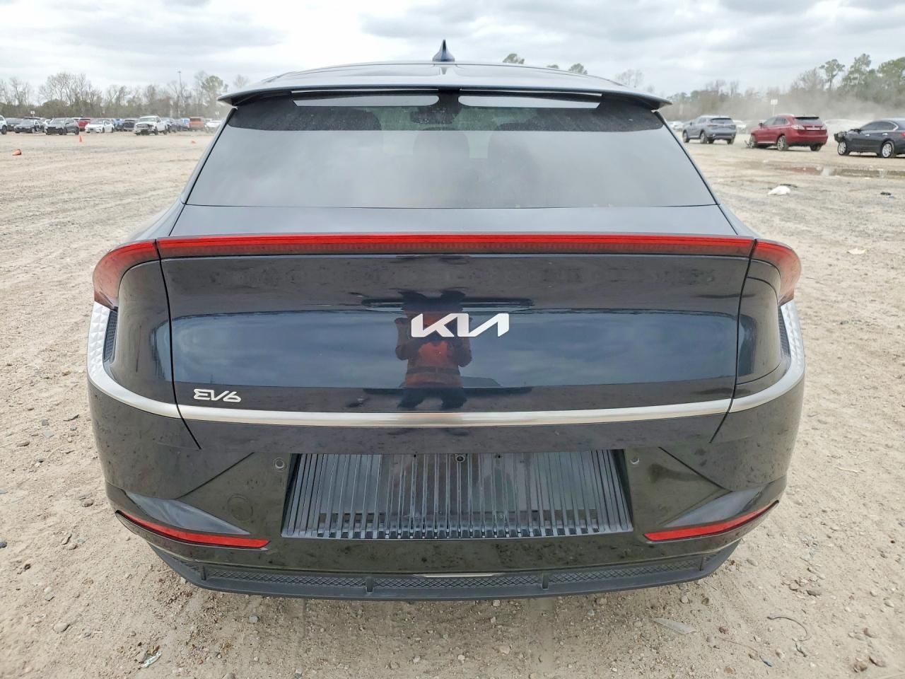 2023 KIA EV6 Light
