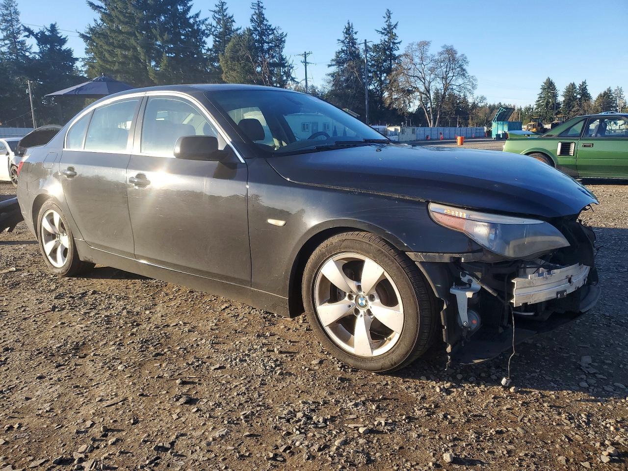 2007 BMW 525 i