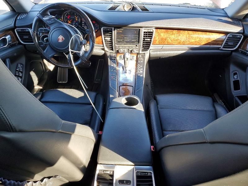 2015 Porsche Panamera 2